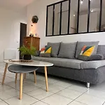 Avec Terrasse Et Piscine, Proche D'erromardie, Jean De Luz - Fr-1-239-932 Apartment