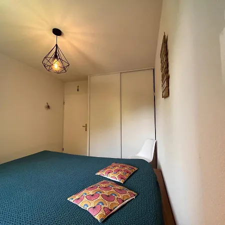 Avec Terrasse Et Piscine, Proche D'erromardie, Jean De Luz - Fr-1-239-932 Apartment Saint-Jean-de-Luz