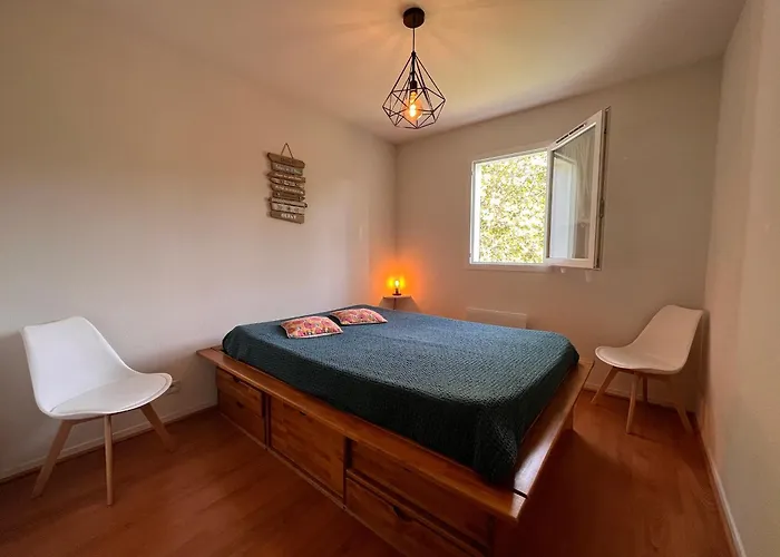 Avec Terrasse Et Piscine, Proche D'erromardie, Jean De Luz - Fr-1-239-932 Апартаменты Сен-Жан-де-Люз